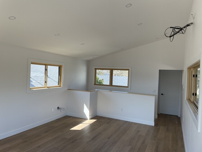 3038 Beech St - 1st Floor Bedroom - 1505 Fern Street