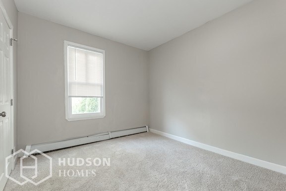 Building Photo - 54 E Clifton Ave