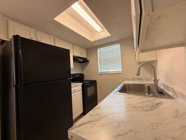 Building Photo - 1875 40th Ave