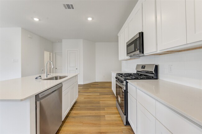 Building Photo - 9027 Rose Water Trl