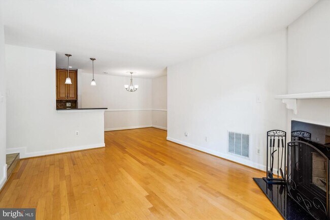 Building Photo - 18210 Chalet Dr