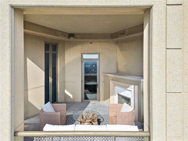 Building Photo - 3376 Peachtree Rd NE