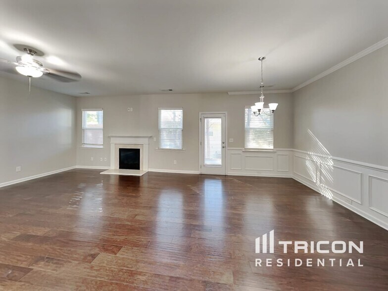 Building Photo - 119 Kasey Dr