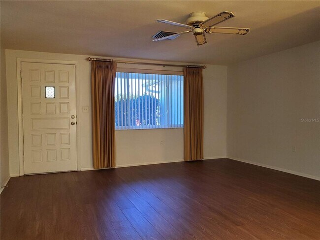 Building Photo - 7304 Lincoln Park Ln