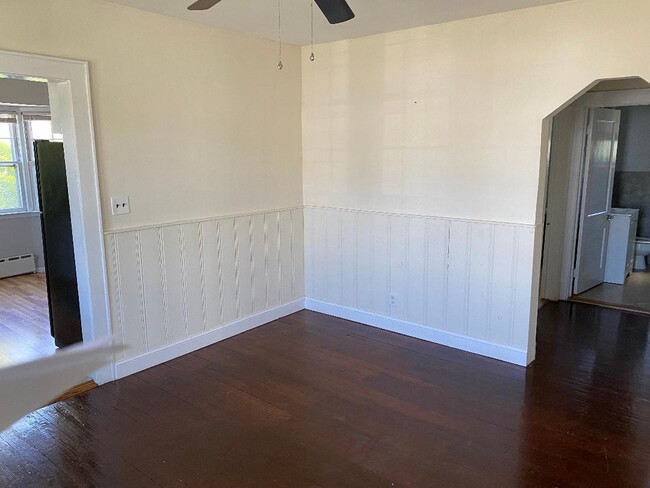 Building Photo - 2373 Elinore Ave