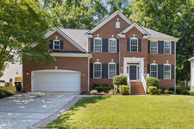 Primary Photo - Stunning 5BD, 2.5BA Apex Home with Screene...