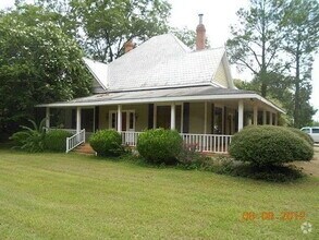 Building Photo - Now Leasing in Dawson, GA – Perfect for Re...