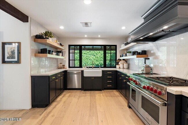 Building Photo - 9836 E Topaz Dr