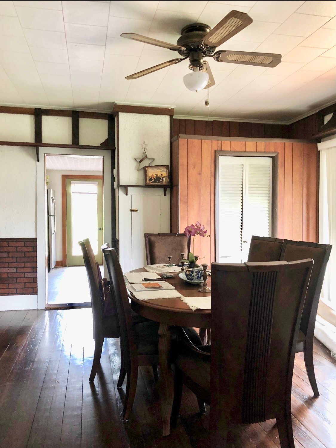 Building Photo - 1044 Cherry St
