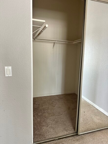 Master - Walk-in Closet - 408 N Imperial Ave
