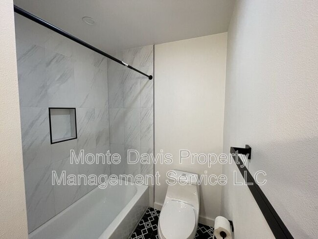 Building Photo - 9908 Brasher Dr
