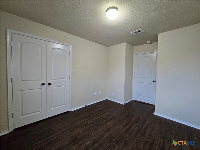 Building Photo - 292 Rosalie Dr