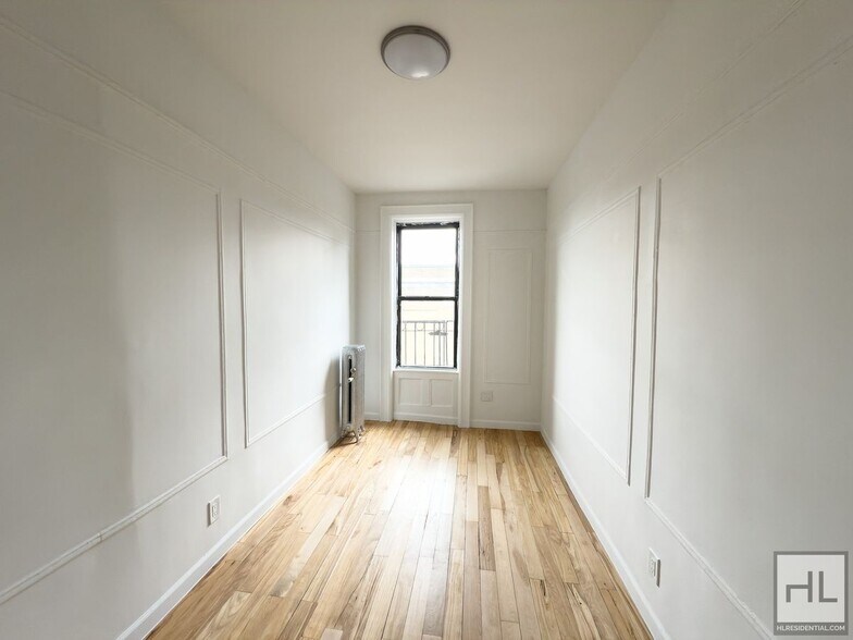 Building Photo - NOSTRAND AVENUE / Renovated 3-bed, 1-bath ...