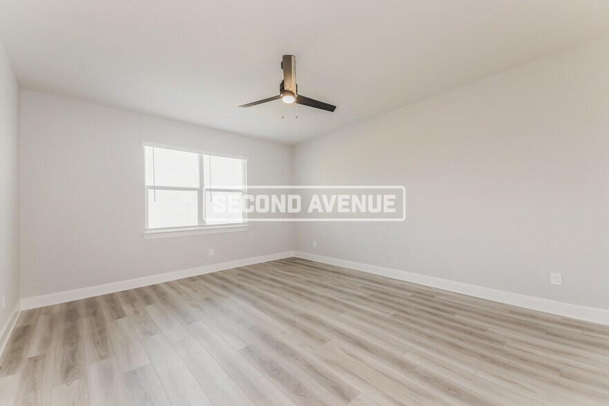 Building Photo - 809 Jackel Dr