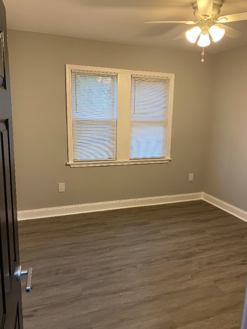 Building Photo - 5112 Belair Rd