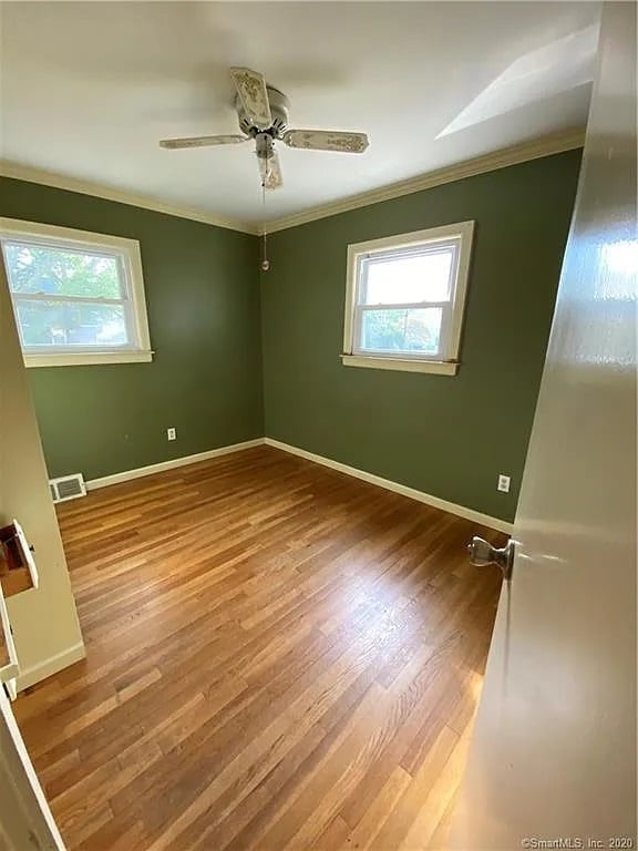 Building Photo - 133 May St