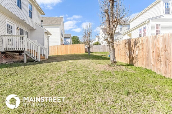 Building Photo - 4708 Valley Stream Dr