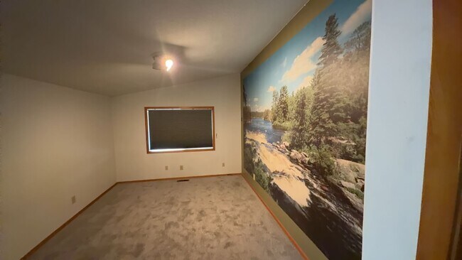 Building Photo - 2741 NE Laramie Way