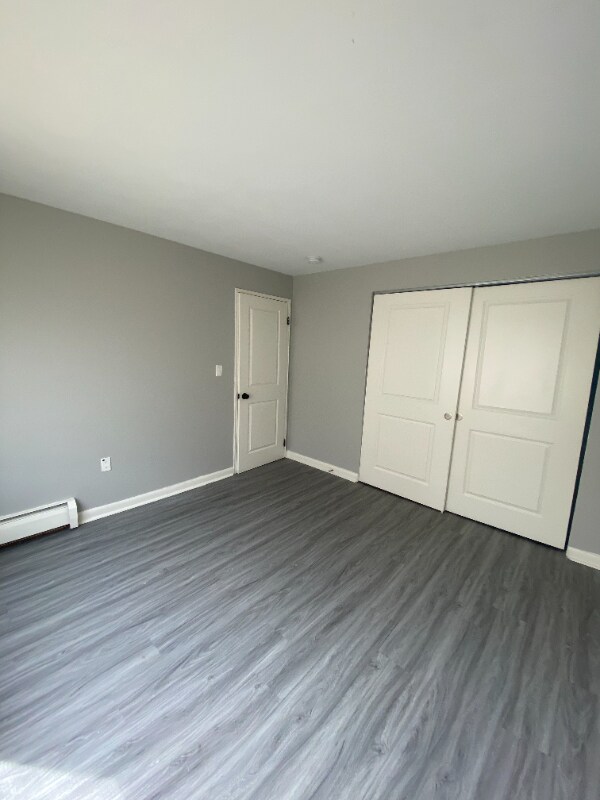 Building Photo - 31 Gillett St