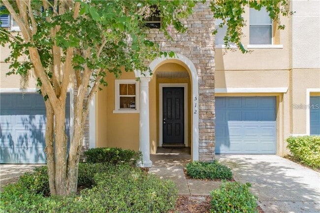 Primary Photo - 512 Penny Royal Pl