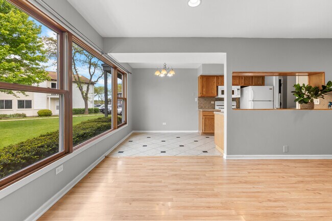 Building Photo - 146 W Inverrary Ln