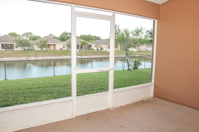 Building Photo - 171 Secret Dr