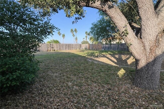 Building Photo - 13 N 12th St