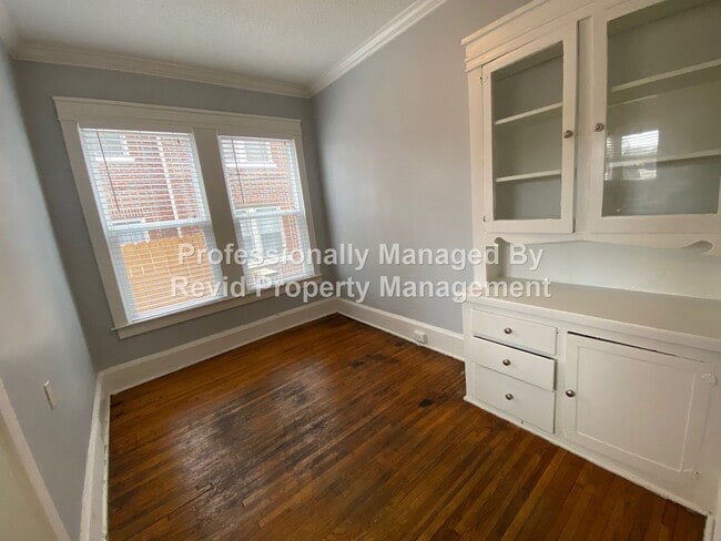 Building Photo - The Gables at Auburndale!