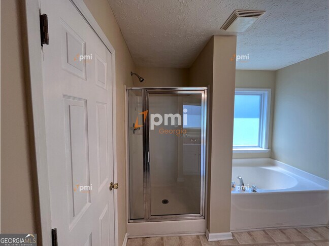 Building Photo - 7151 Flagstone Pl