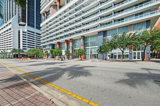 Building Photo - 50 Biscayne Blvd