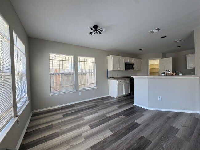 Building Photo - 6319 Sunlit Orchard Dr