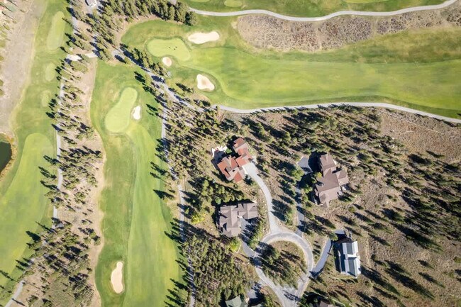 Building Photo - 195 Marks Ln