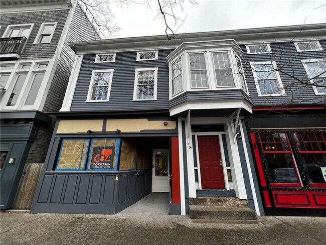 Building Photo - 16 Broadway