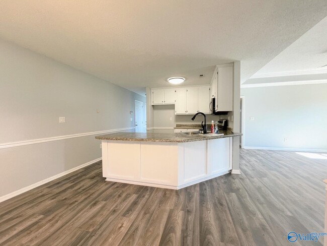 Building Photo - 109 Tanner Ridge Cir