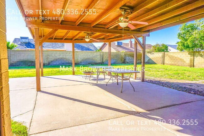 Building Photo - 909 W Bell De Mar Dr