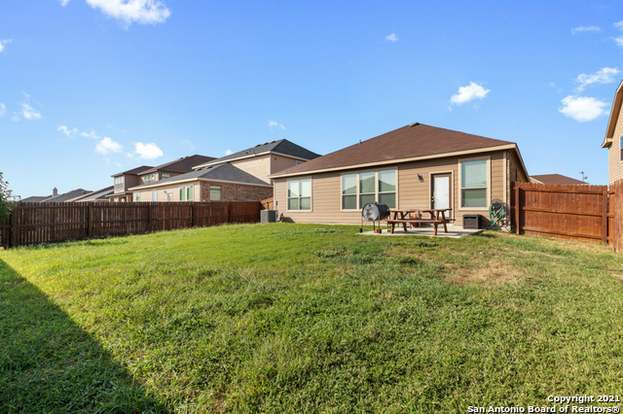 Building Photo - 682 Pond Springs