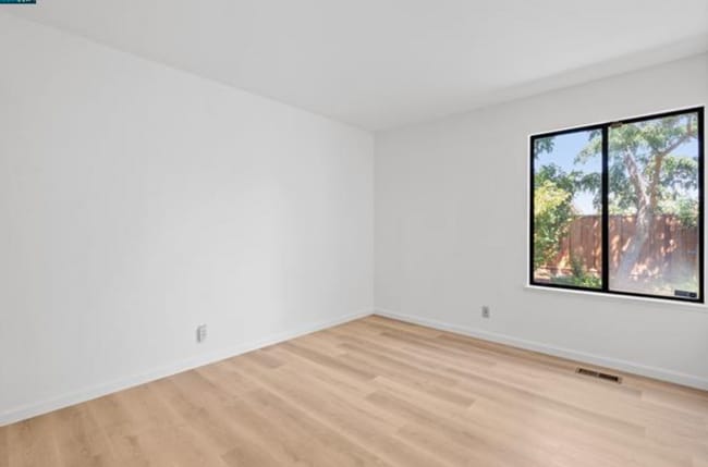 Building Photo - 11824 Norfolk Pl