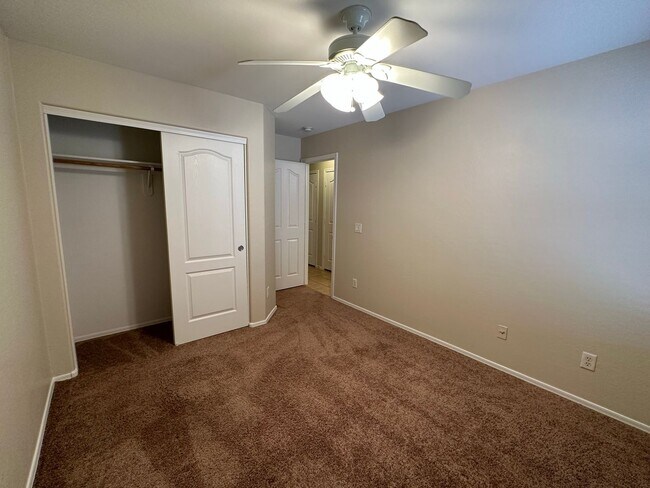 Building Photo - Great 3 bedroom 2 bath home -- COMING SOON