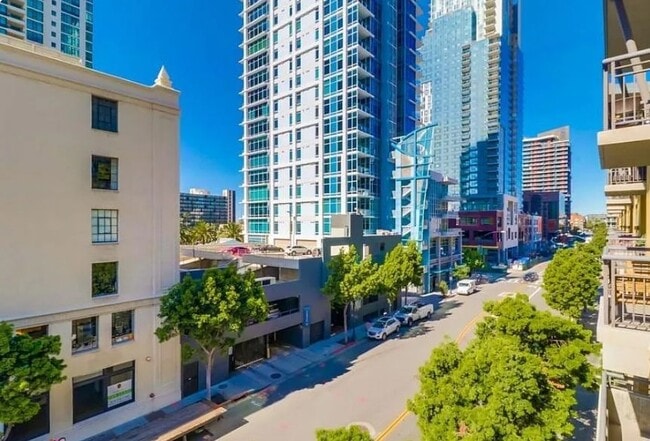 Building Photo - 1277 Kettner Blvd