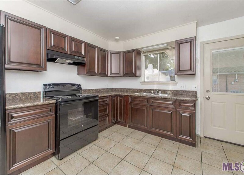Building Photo - 1466 Harco Dr