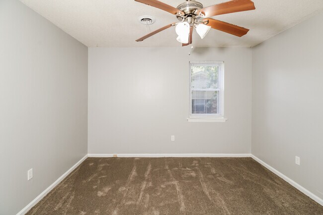 Building Photo - Adorable 3 Bedroom Home in Augusta