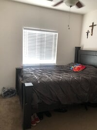 Building Photo - Single Family Home!!