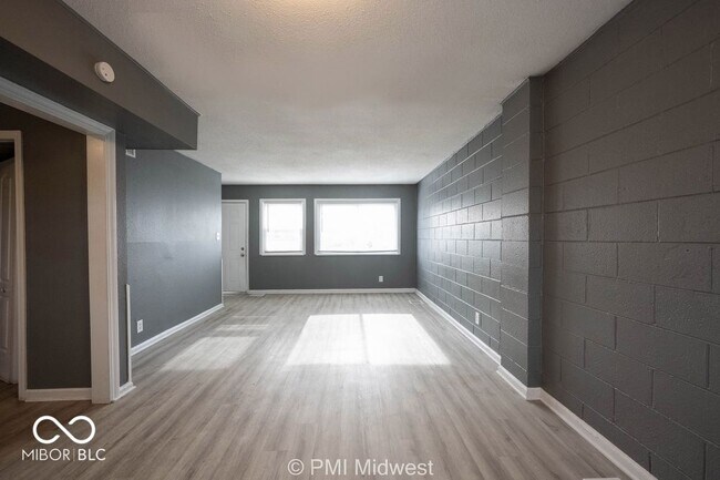 Building Photo - 6064 E 16th St
