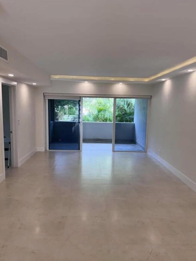 Building Photo - 2244 Spanish Trail