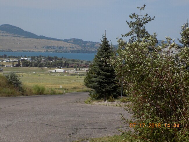 Building Photo - 509 22nd Ave W