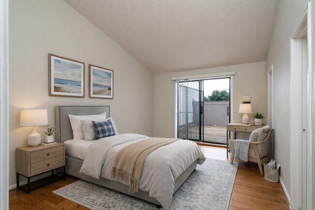 Building Photo - 11280 Braes Forest Dr