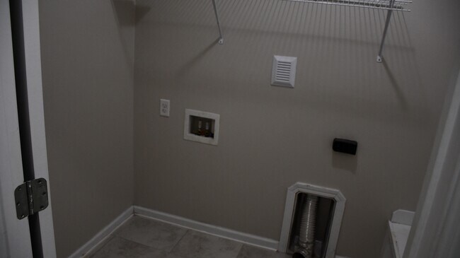 Building Photo - 97389 Harbor Concourse Cir