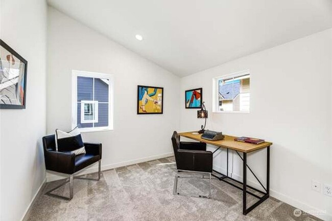 Building Photo - 3 bedroom dream home in Highland Park Neighborhood, West Seattle