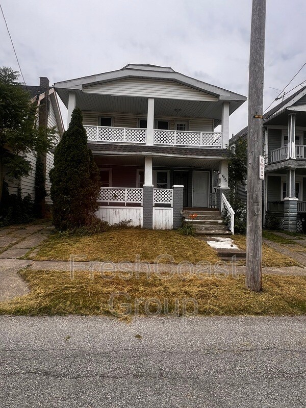 Primary Photo - 8006 Maryland Ave