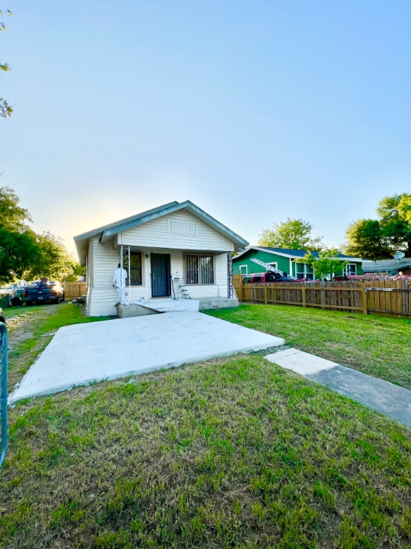 4611 S Hackberry St 4611 S Hackberry St San Antonio TX 78223